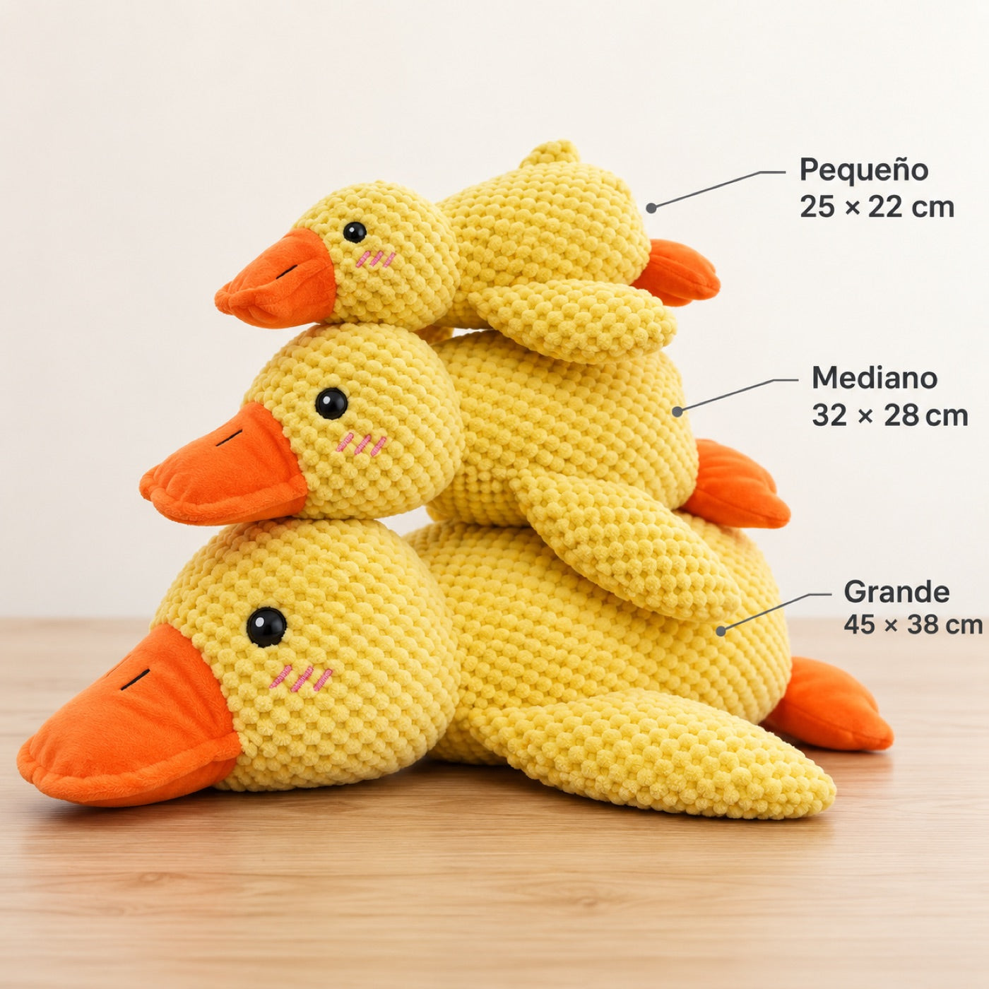 Los tres tamaños del patito Pawora apilados con sus medidas